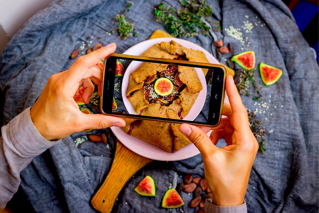 restaurant social media marketing, social media marketing tips for food businesses