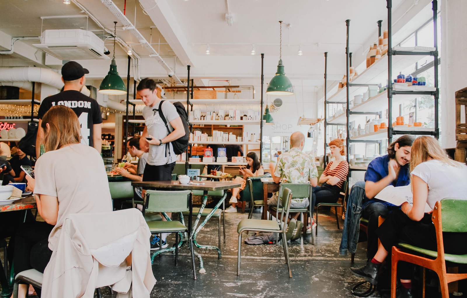 ghost kitchens vs cloud kitchens vs virtual restaurants
